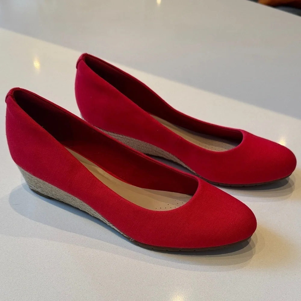🆕 Clarks Mallory Luna Wedge Espadrilles Rope Pump, Cherry Red, Size 9.5M